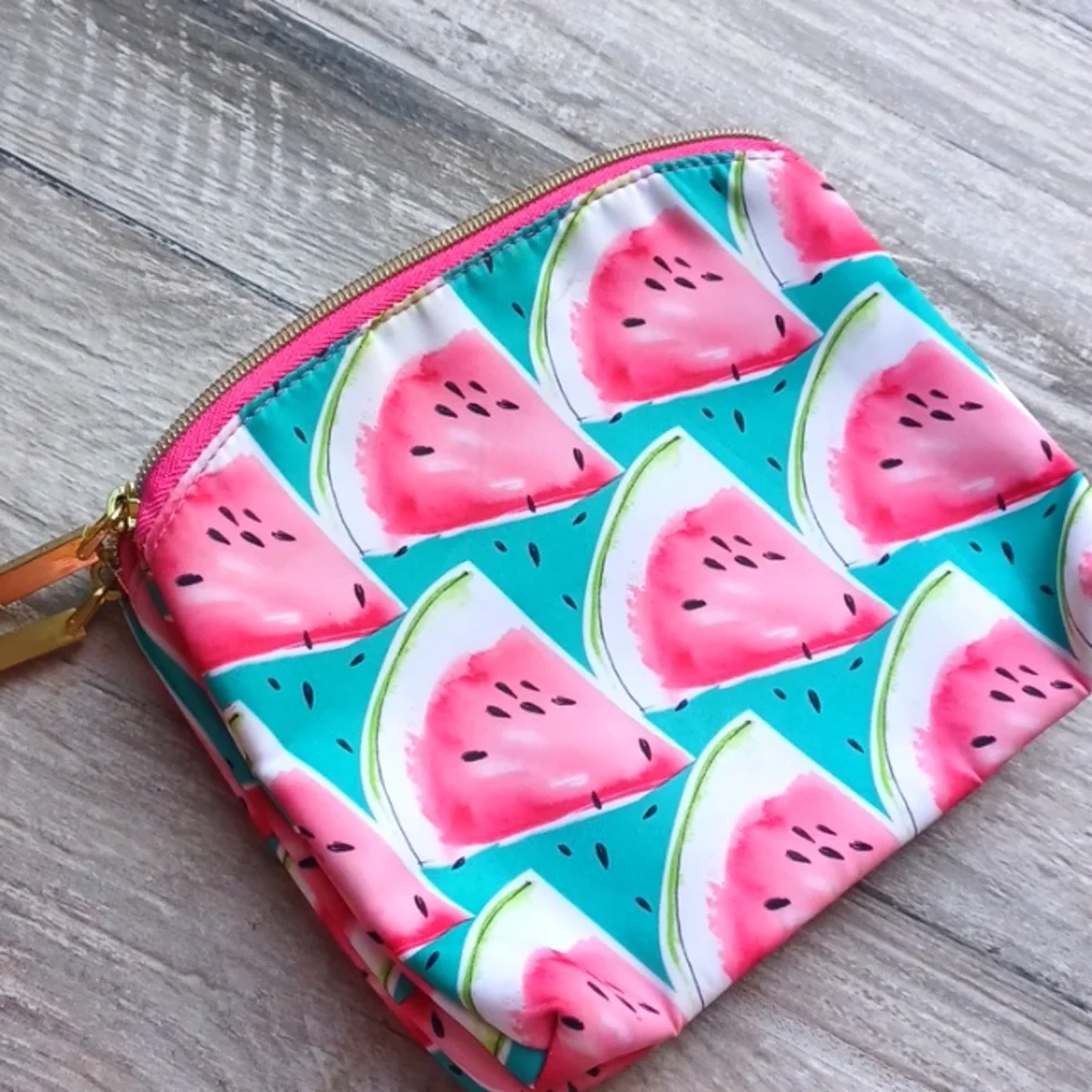 Kestrel cosmetic bag